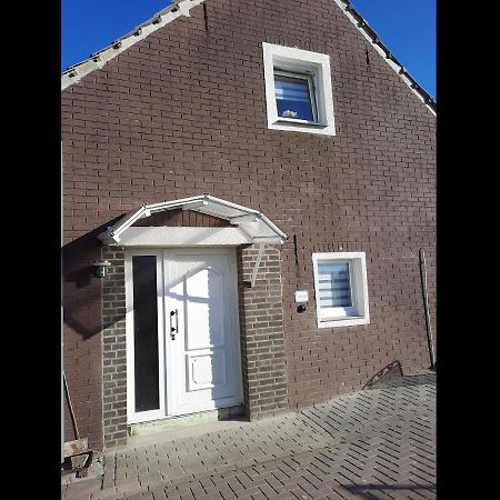 Neu! Ferienwohnung Lucie Kevelaer Exteriör bild