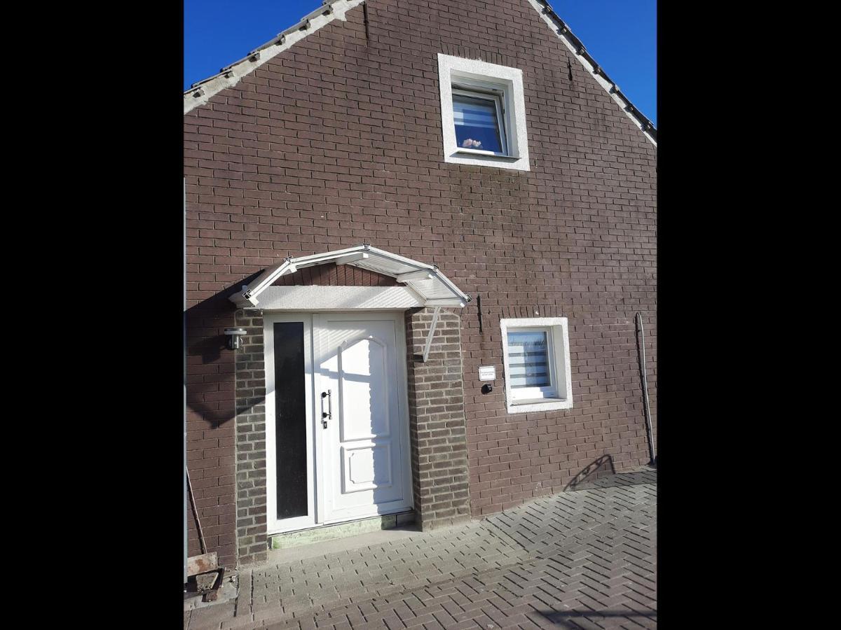 Neu! Ferienwohnung Lucie Kevelaer Exteriör bild